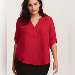 (T19) Torrid-Red Harper Georgette Pullover 3/4 Sleeve Blouse